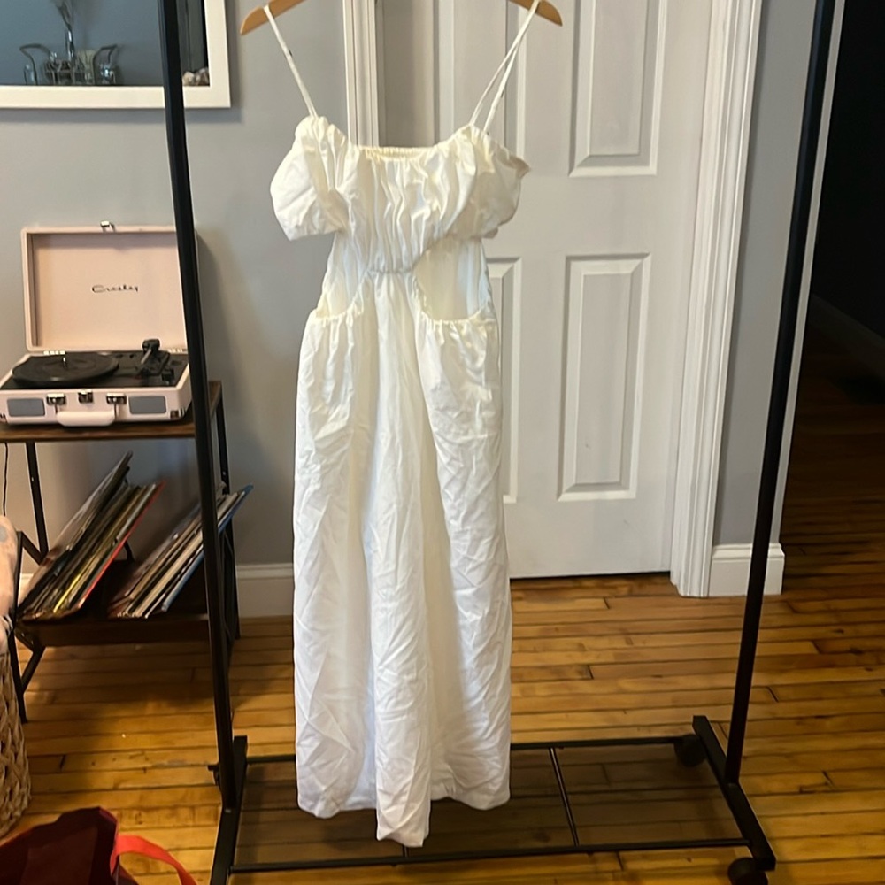 Abercrombie and fitch white maxi dress size large petite